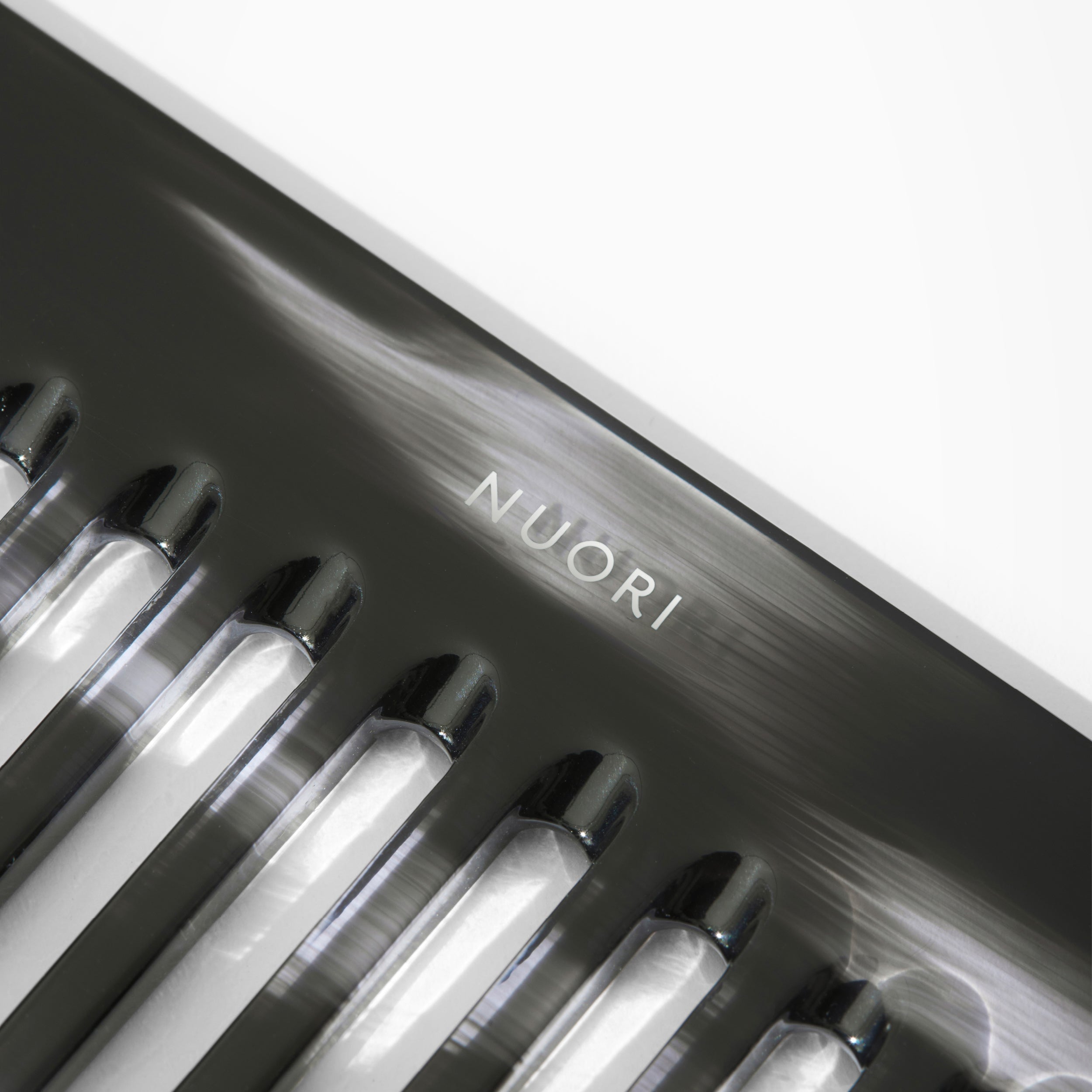 DETANGLING COMB - TORTOISE Accessories NUORI 