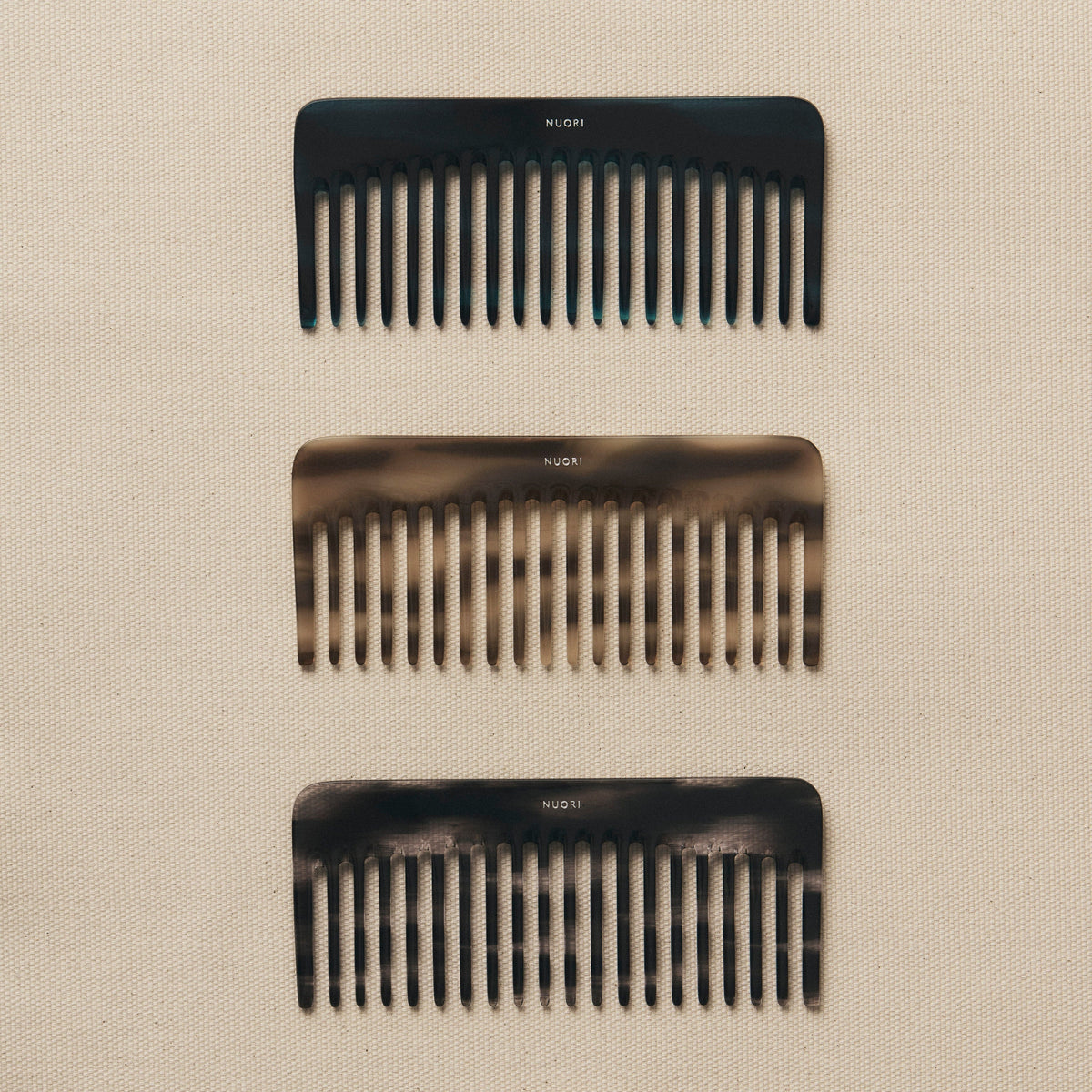 DETANGLING COMB / TORTOISE Accessories NUORI 