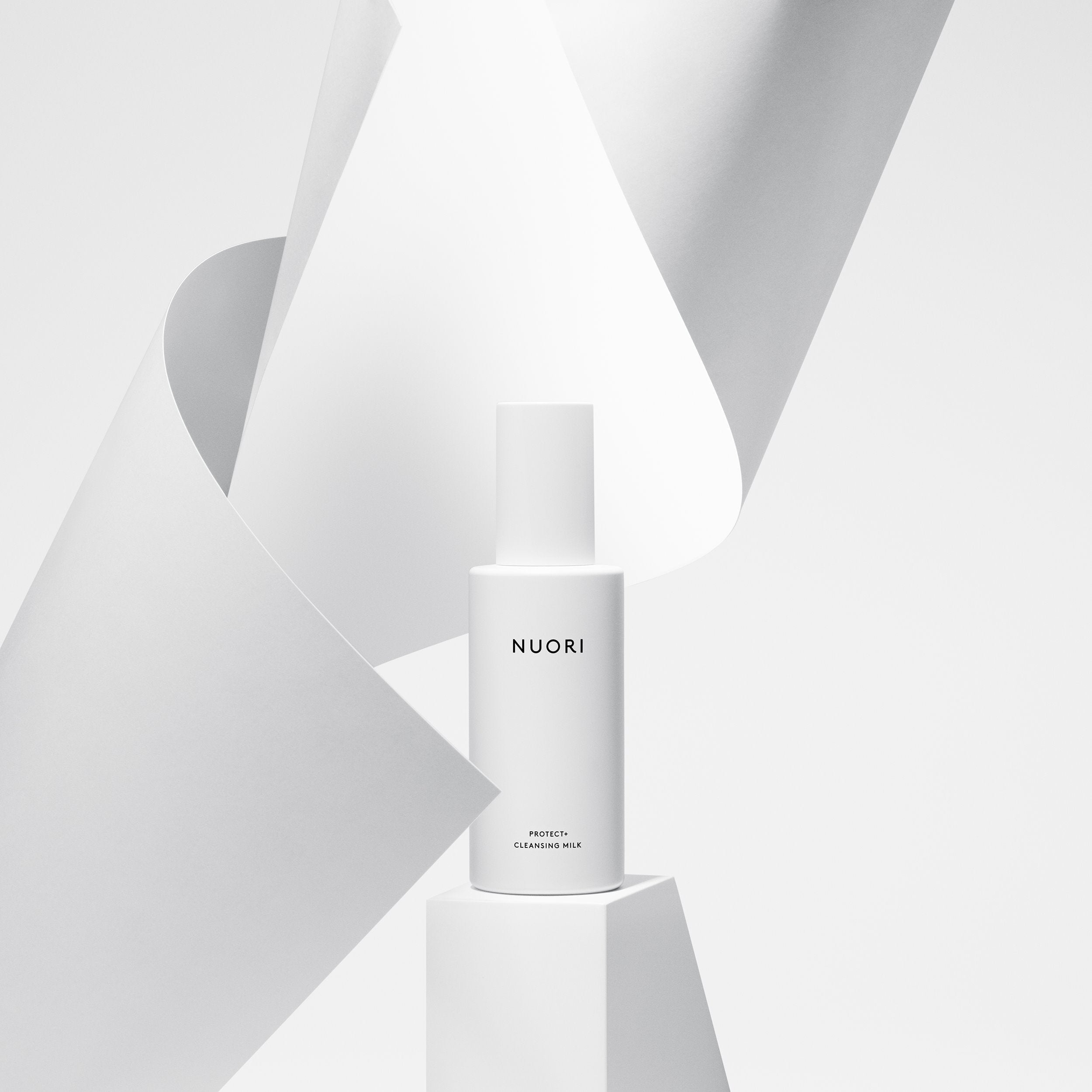 PROTECT+ CLEANSING MILK Skincare Nuori 