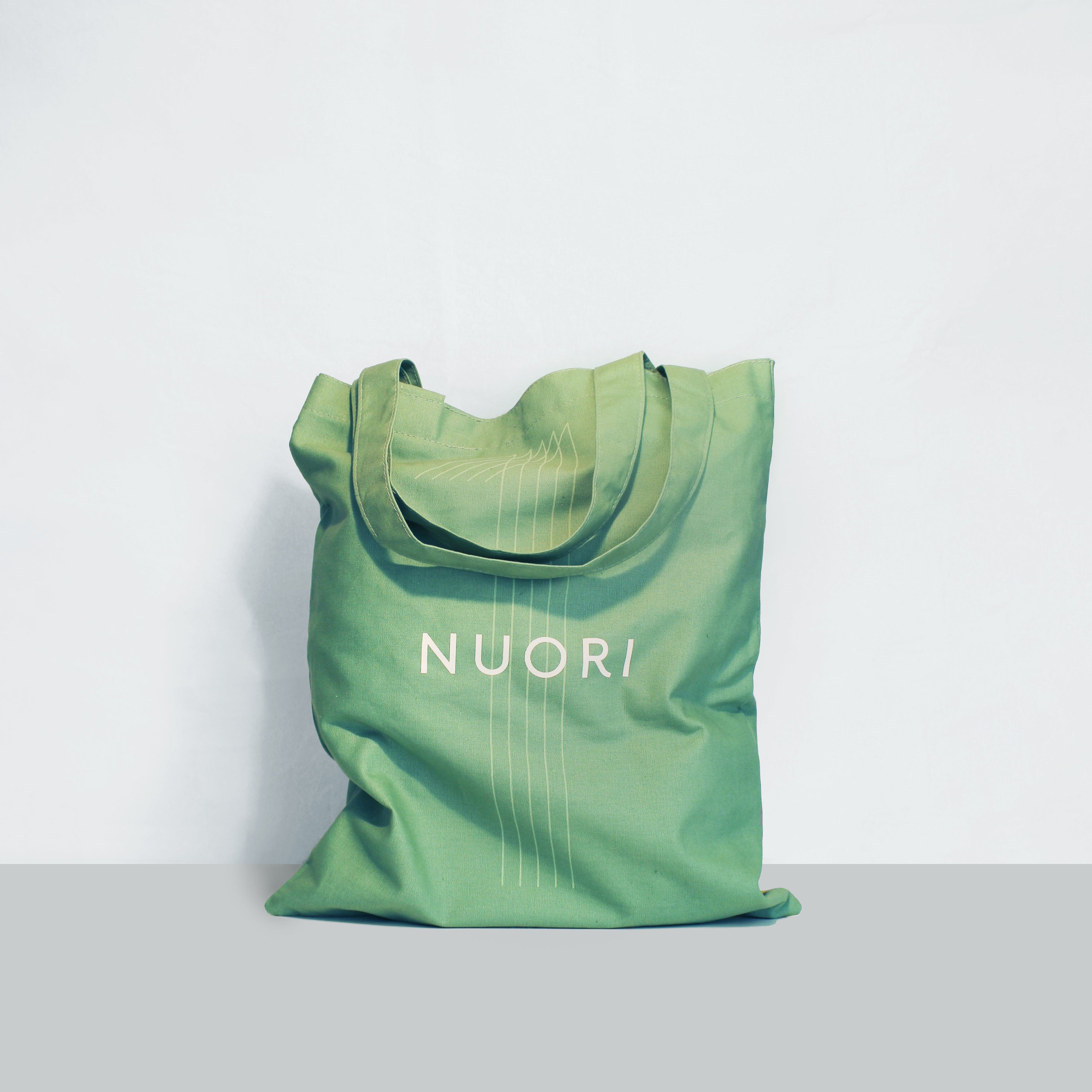 THE ONE TOTE NUORI 